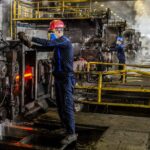 شکاف عمیق در عملکرد واقعی و اهداف برنامه/ مسیر رشد اقتصادی مسدود شد؟