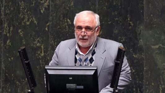 عبداللهی:استیضاح وزیر اقتصاد در شب عید به ضرر مملکت است
